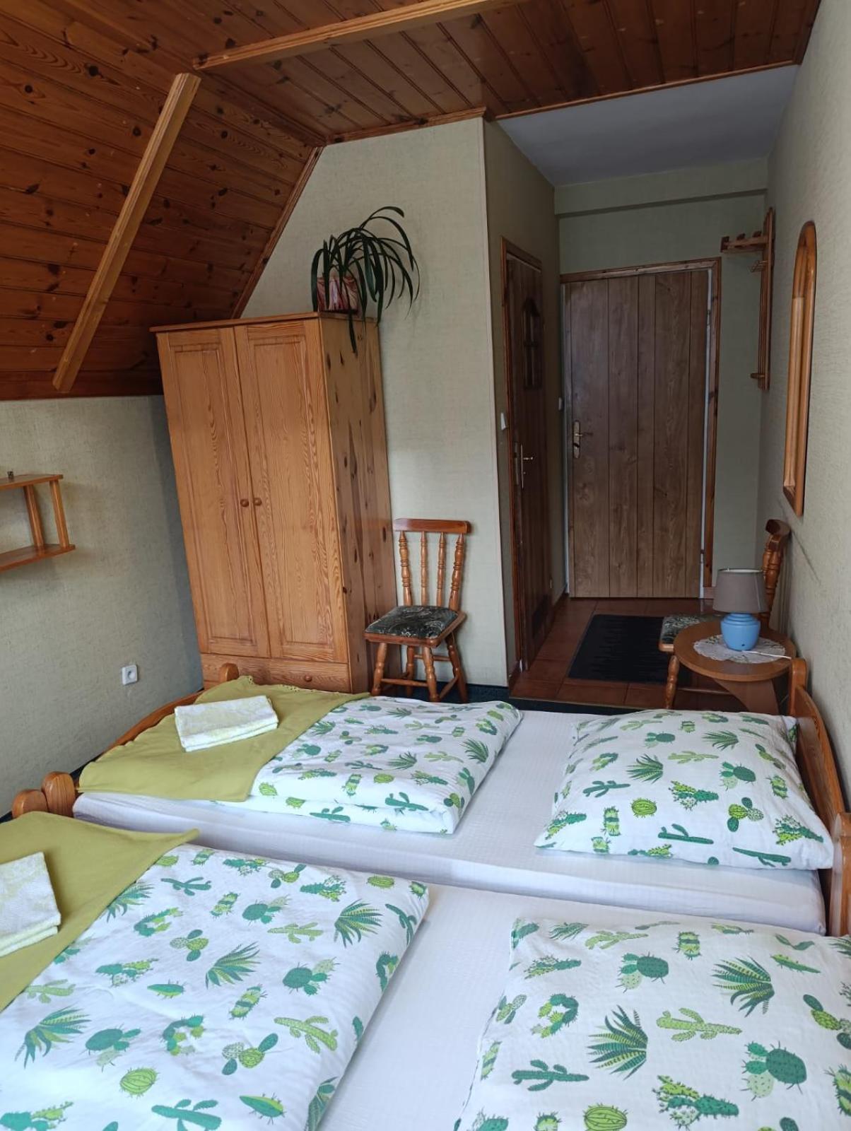 Karkoz Karpacz Bed and Breakfast Kamer foto